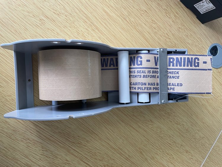 Manual Activated Dispenser 750