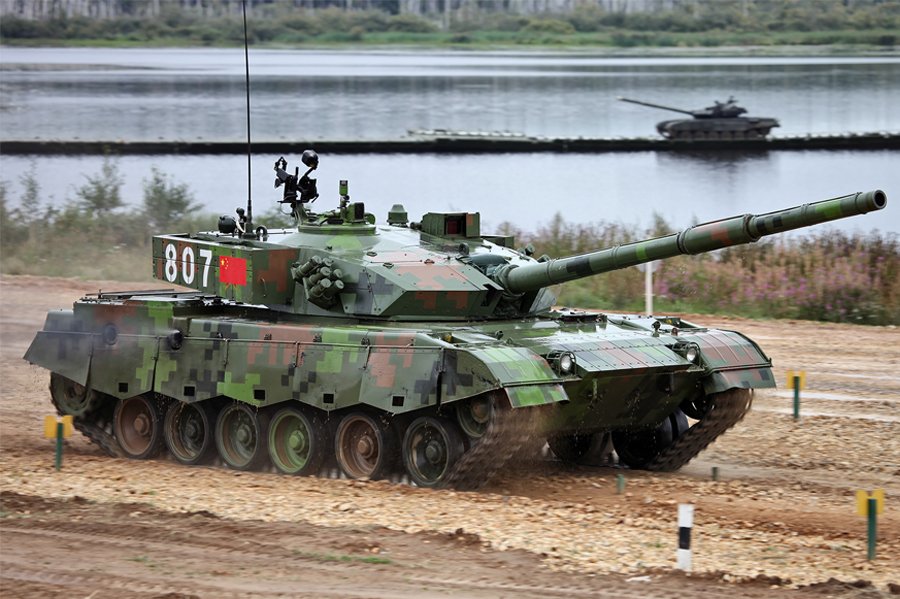 China-tank-background