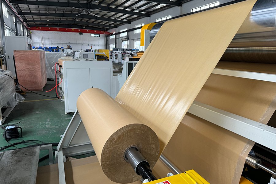PE-coated-kraft-paper-jumbo-roll