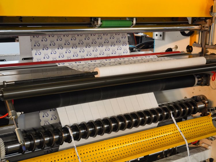 slitter-rewinder-solution---rewinding