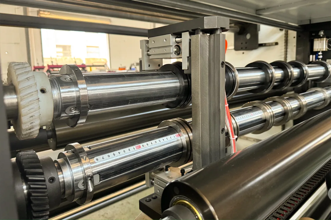 laser core aligment device 1125x750